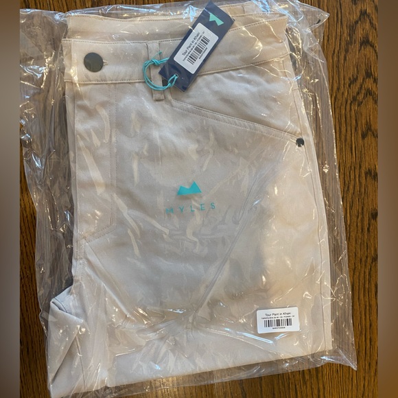 Myles Tour Pants - Khaki - 33/30 - similar to Lululemon and Birddogs - Picture 2 of 6